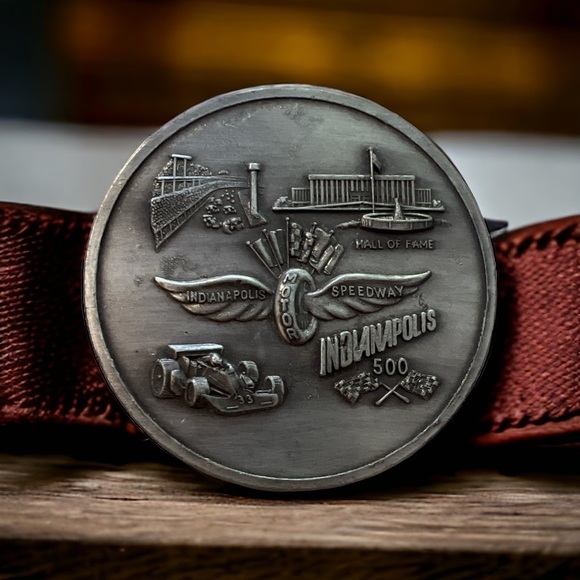 Vintage Other - Belt Buckle Indianapolis Motor Speedway Design